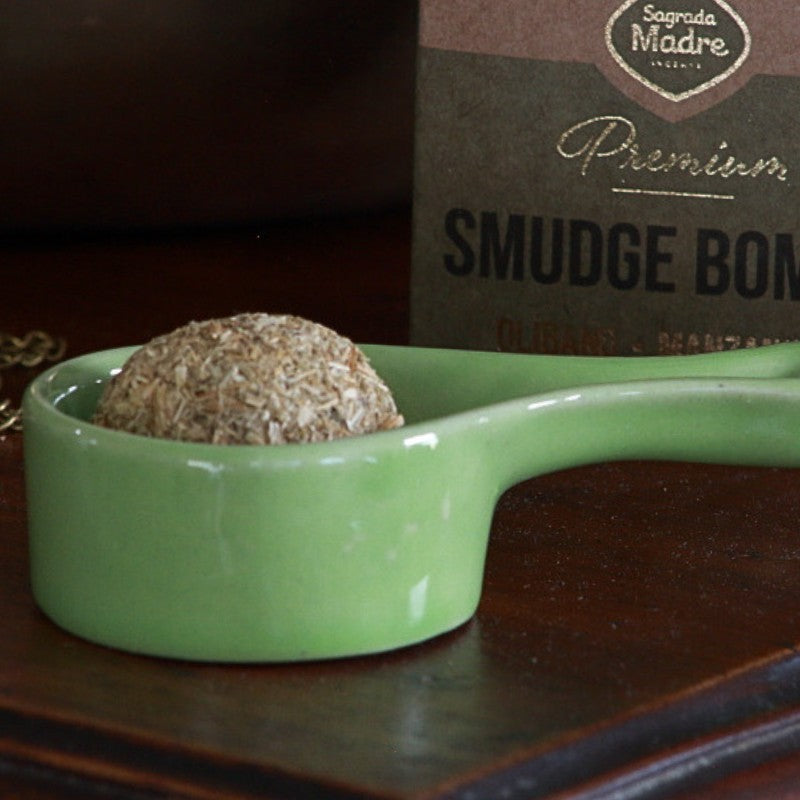 Ceramic incense burner with packet of smudge bombs